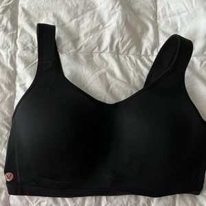 Livi sports bra